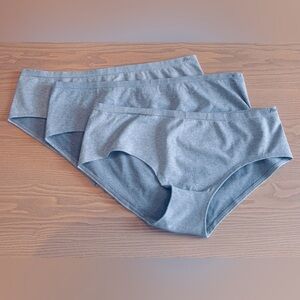 3 Pairs VS Pink Seamless Hipster Panties